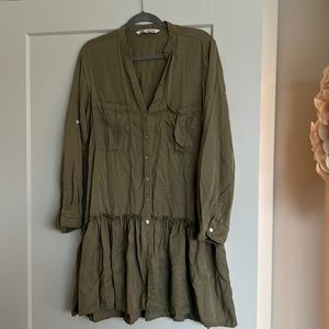 MEDIUM ZARA GREEN DRESS